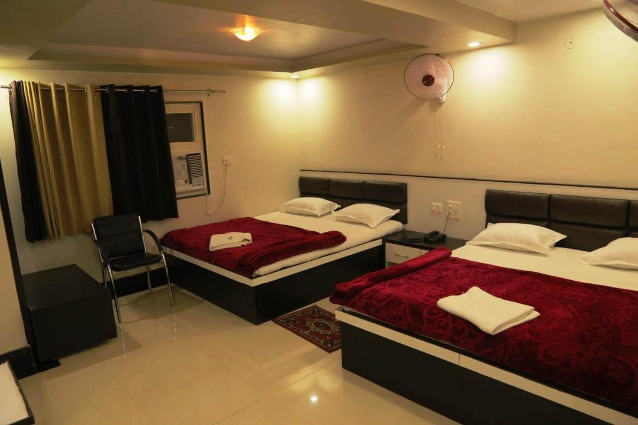 Venus Hotel 5 Minute Walking Distance From Dargah Ajmer Exteriör bild